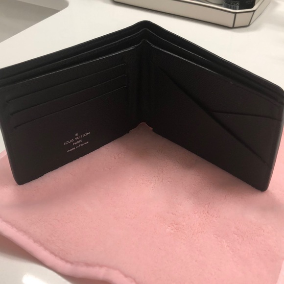 Louis Vuitton men's epi leather slender wallet